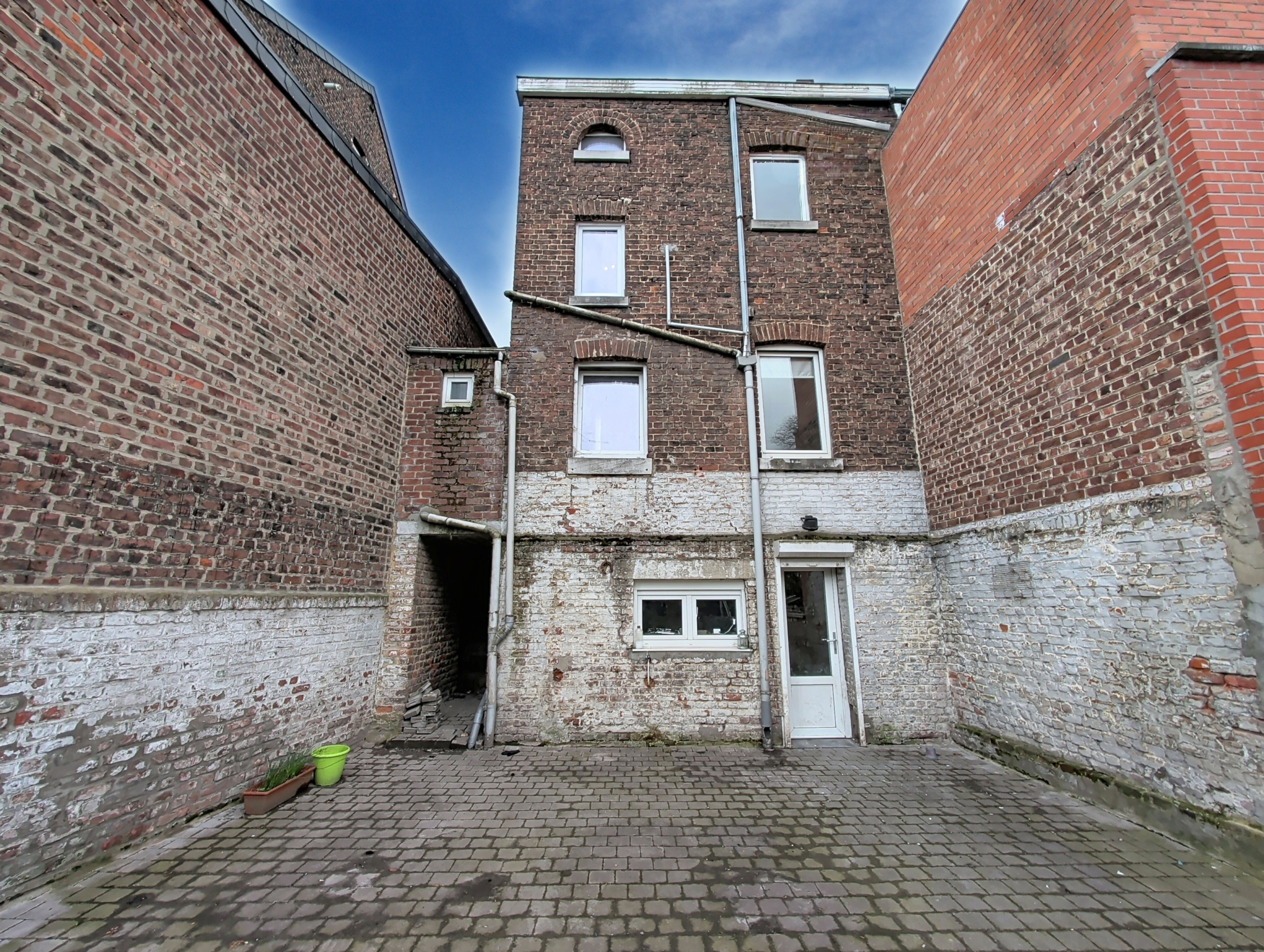 260330_ans_00013 đĄ Ă vendre Ă Ans â Maison 3 façades avec jardin, terrasse et beau potentiel