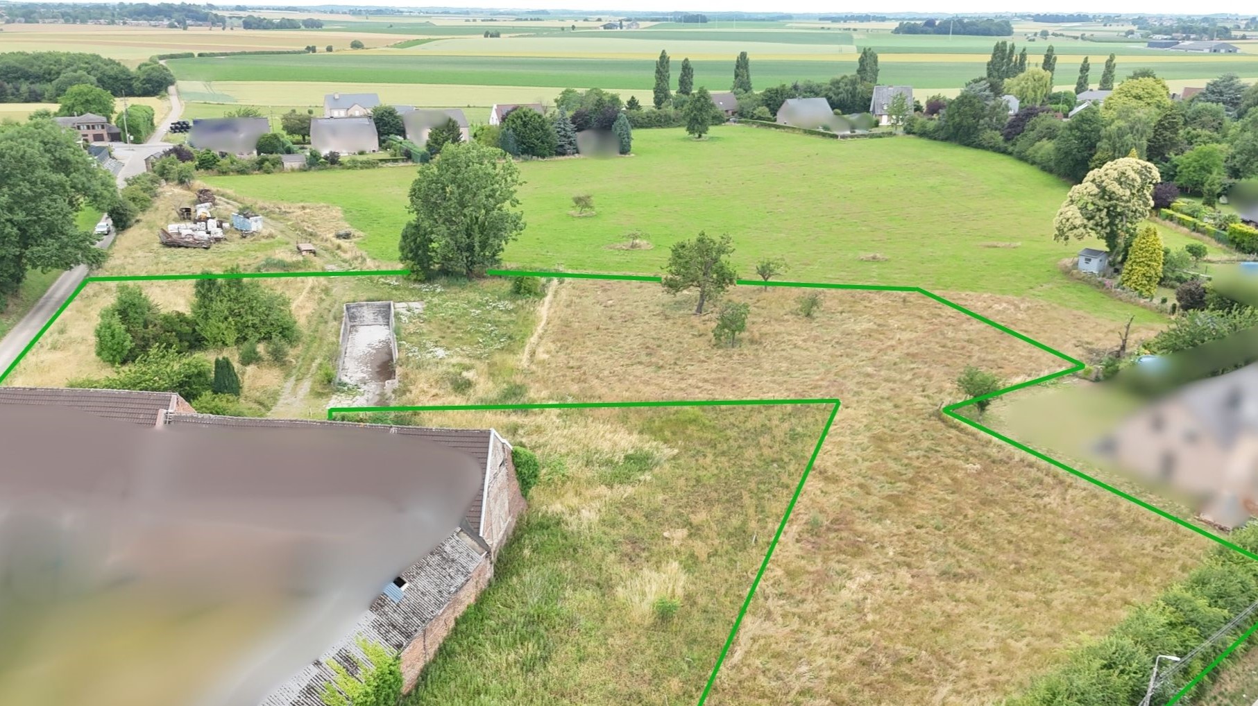 4 – 1 Terrain d’exception à vendre à Juprelle – Un cadre rare au cœur de la campagne