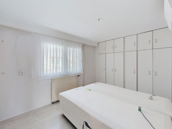 🏡 À LOUER – Magnifique bungalow avec beaux volumes, garage, jardin et panneaux photovoltaïques