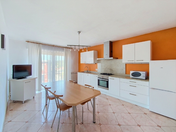 🏡 Maison 3 façades aux multiples possibilités à Ans